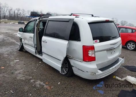 2015 Chrysler Town & Country Touring-L from USA, damaged, VIN 2C4RC1CG9FR561941
